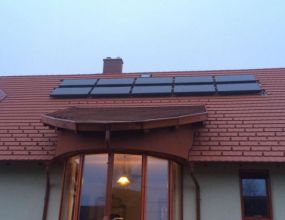 1,9 kWp teljesítményű hibrid rendszer telepítése Erzsébethegyen