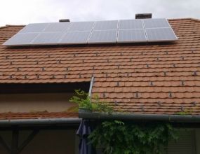 3 kWp napelemes rendszer telepítése a botfai családi házra